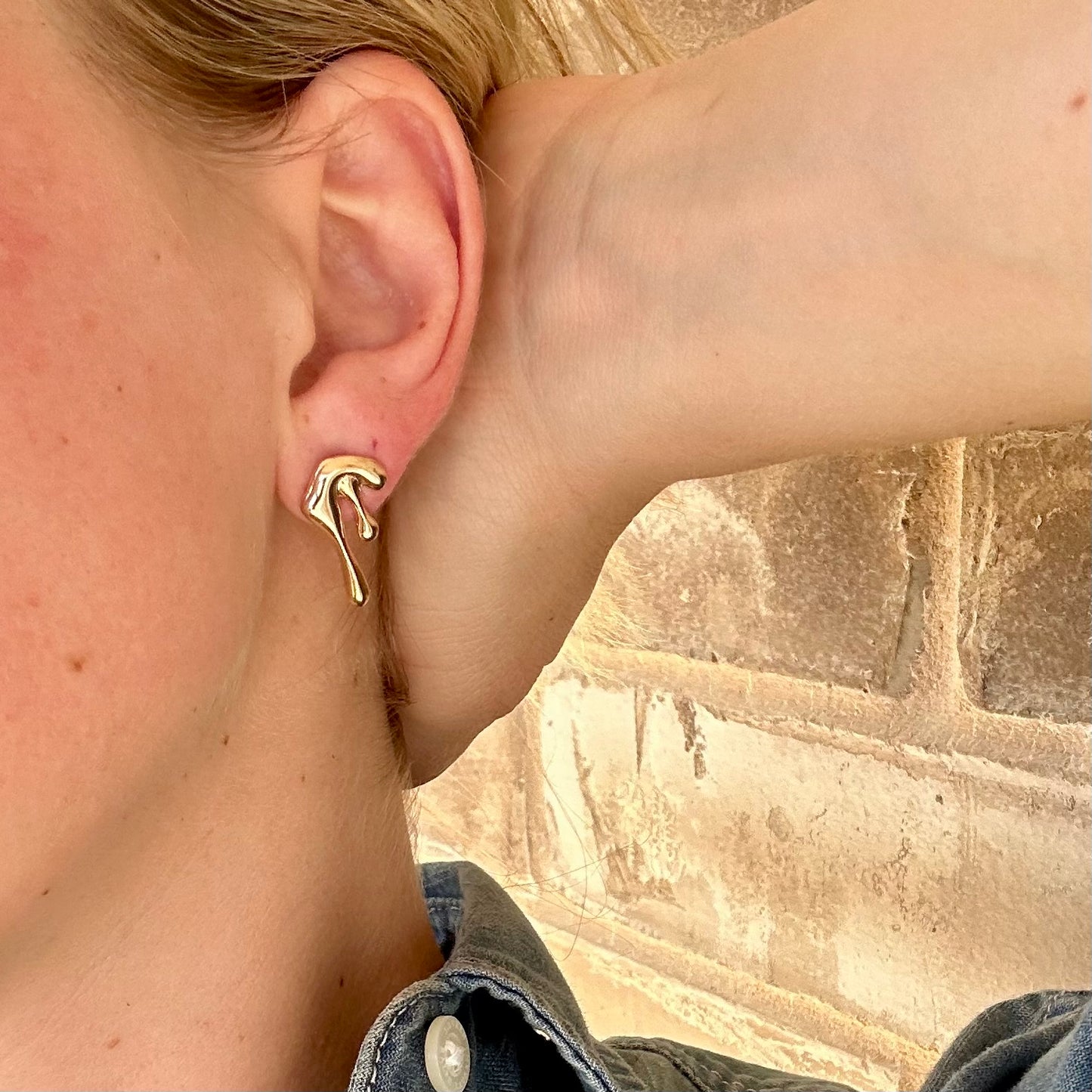 Honey Drippin' Studs