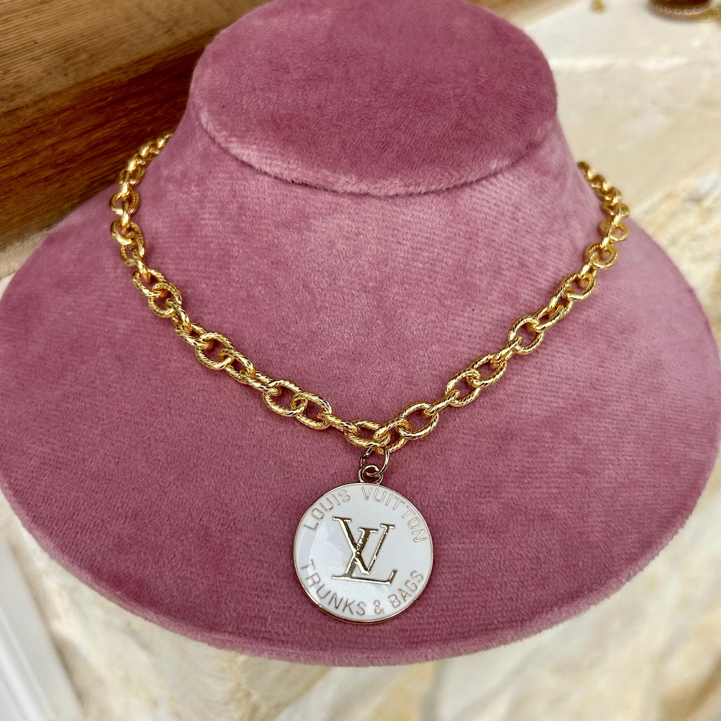 Necklace, The Trunks & Bags in White