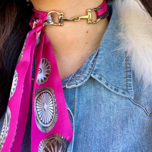 Snaffle Bit Charm in Gold